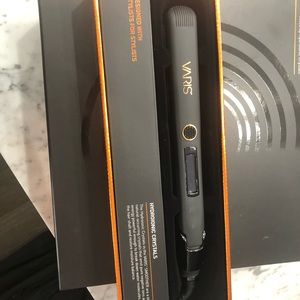 Varis Straightener Flat Iron